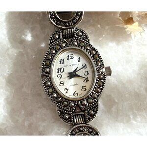 Art Deco Jaclyn Smith JS3185 Silver T Stretch Ladies Vintage watch 19mm - WORKS!